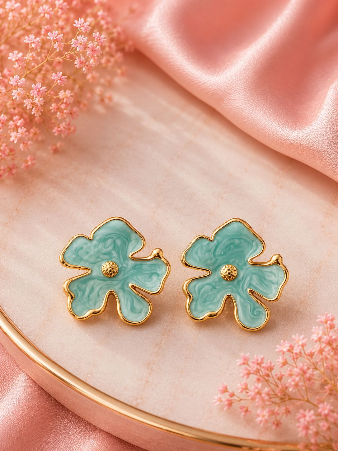 AQUA BLOOM