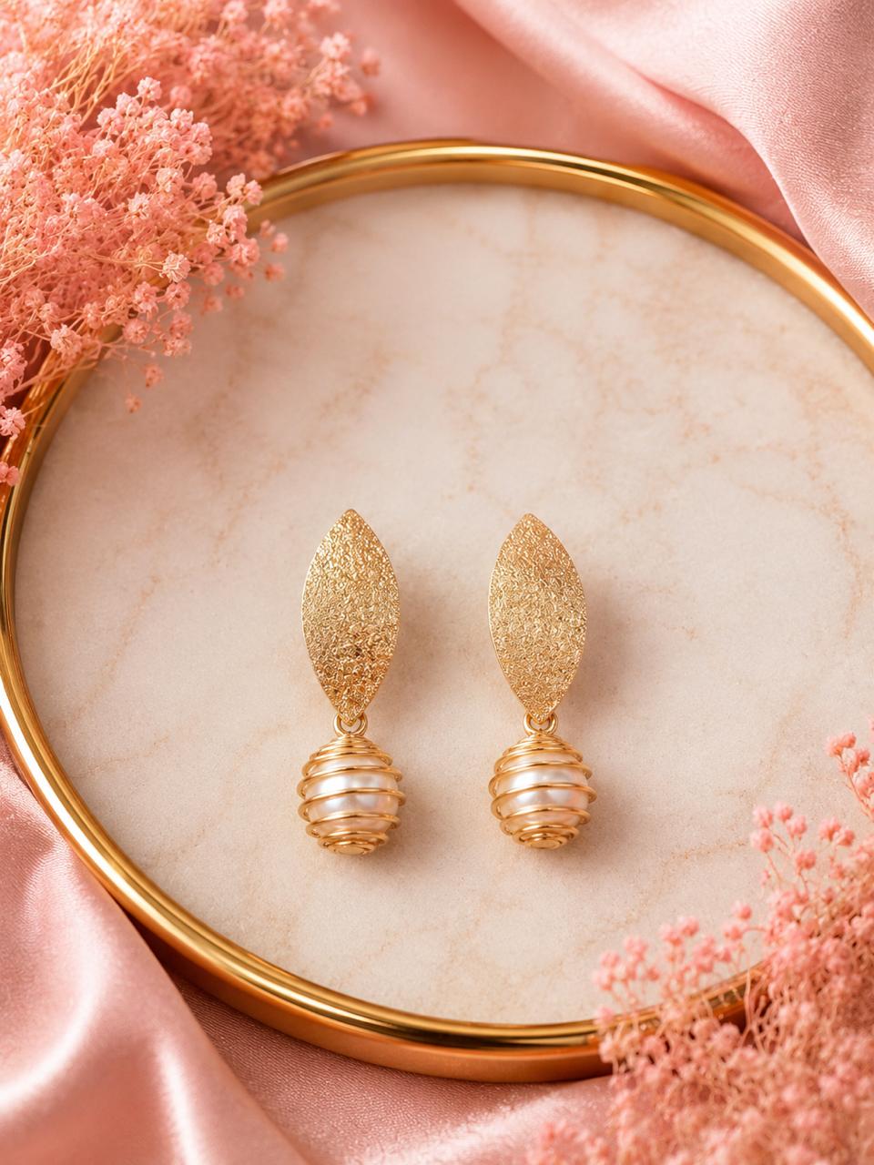 GOLDEN COCCON